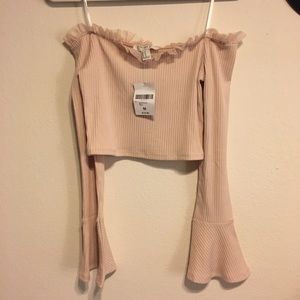 NWT Forever 21 bby pink crop top. Size M